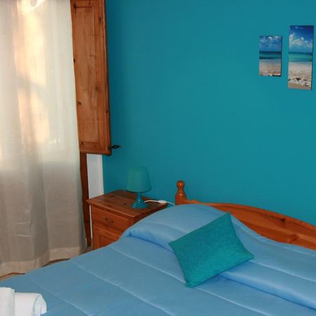 קוסטונאצ'י Casa Vacanze Il Cortile מראה חיצוני תמונה