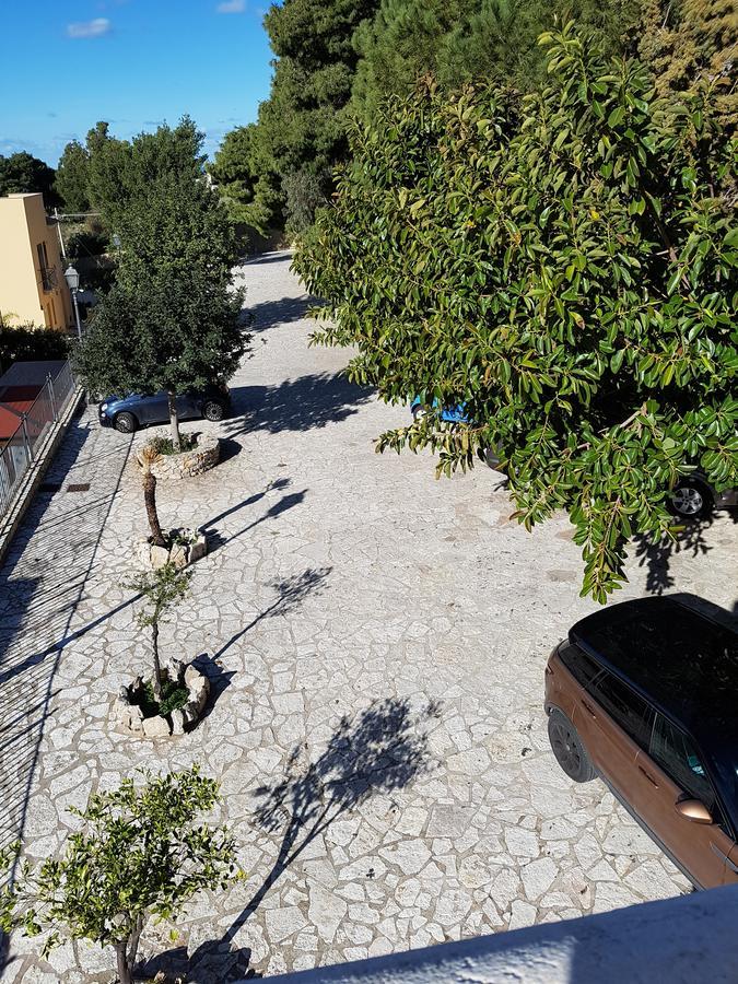 קוסטונאצ'י Casa Vacanze Il Cortile מראה חיצוני תמונה
